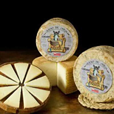 Queso de oveja con manteca entre 6 y 8 meses curaciĂłn